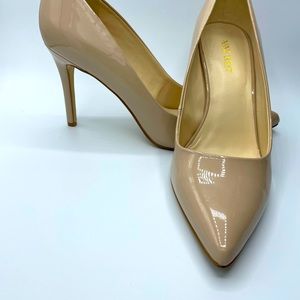 Nine West nude high heels